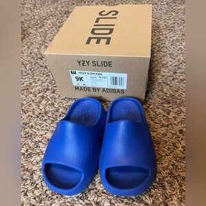 Toddler Yeezy slides blue azure color